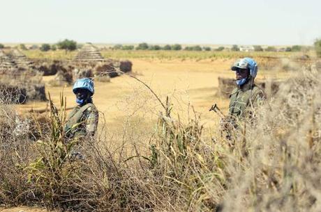 “Olvidado Darfur: un conflicto abierto en el Sahel sudanés”, por Jesús Díez Alcalde La misión combinada de las Naciones Unidas y la Unión Africana ha sido fundamental para la región de Darfur. Fotografía de UN Photo/Olivier Chassot