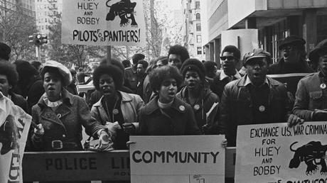 La historia del movimiento feminista negro en Estados Unidos El grupo Panteras Negras fue un actor fundamental para la comunidad negra estadounidense en general y para el feminismo negro en particular.