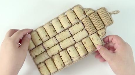 Salvamanteles con corchos usados de botellas Salvamanteles con corchos usados de botellas