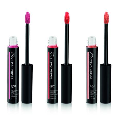 Siempre Maquillada con María Galland Incluso en la Playa Siempre Maquillada con María Galland Incluso en la Playa