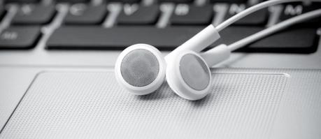 Podium, la apuesta por el podcast podcast-slide1