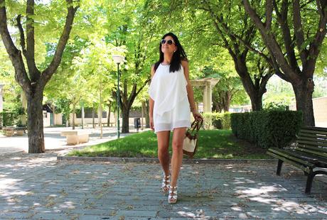 White Summer White Summer