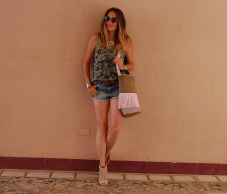 cAMUFLADA #nOUNIFORMES cAMUFLADA #nOUNIFORMES