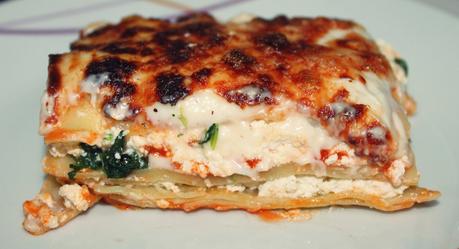 LASAÑA DE ESPINACAS CON RICOTTA LASAÑA DE ESPINACAS CON RICOTTA