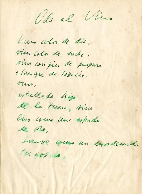 Manuscrito original autógrafo de Oda al vino, de Pablo Neruda. Fechada en Isla Negra, 1953. Museo Vivanco de la Cultura del Vino, 2016. oda-a-neruda-1