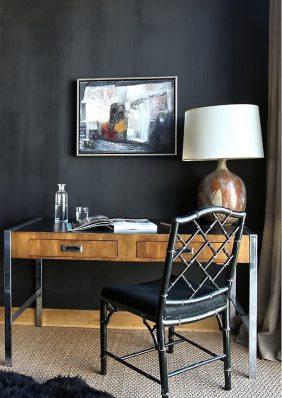 Mueble contemporáneo que sirve bien como escritorio o como espacio para la Tv
