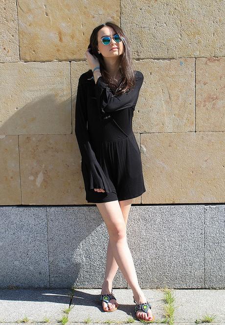 Black for summer Sin título