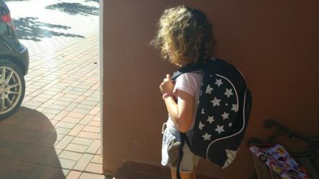 Con BoostApak, niños siempre seguros en los viajes bootsapak-al-hombro