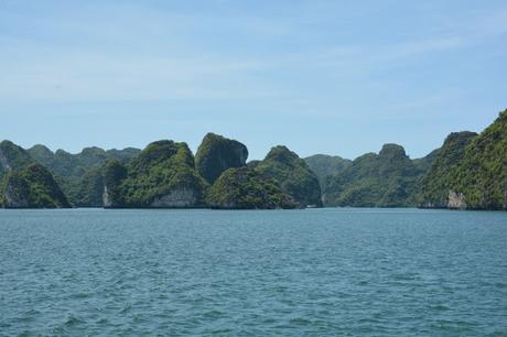 Halong Bay- una de las 7 maravillas naturales del mundo