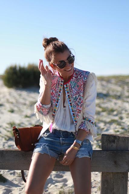 STREET STYLE INSPIRATION; PERFECT DENIM SHORTS.-