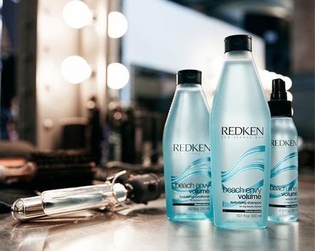 Consigue unas Ondas Definidas al Estilo Beachy con Beach Envy Volume de Redken Consigue unas Ondas Definidas al Estilo Beachy con Beach Envy Volume de Redken