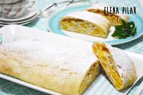 Strudel de melocotón, mascarpone y almendra Strudel de melocotón, mascarpone y almendra