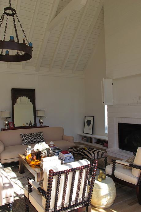 antes y después de un salón con una mezcla de estilos chic y actual antes y después de un salón con una mezcla de estilos chic y actual