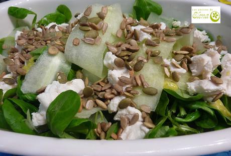 Ensalada de pepino con salsa de aguacate Ensalada de pepino con salsa de aguacate