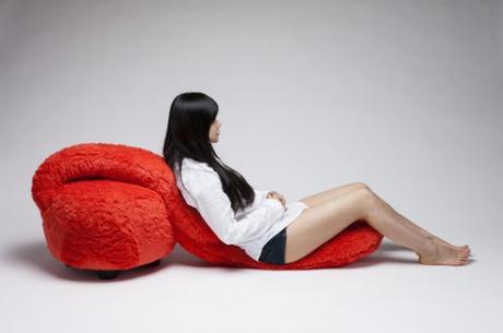 Lee Eun Kyoung crea el sillón más cariñoso del mundo Lee Eun Kyoung crea el sillón más cariñoso del mundo