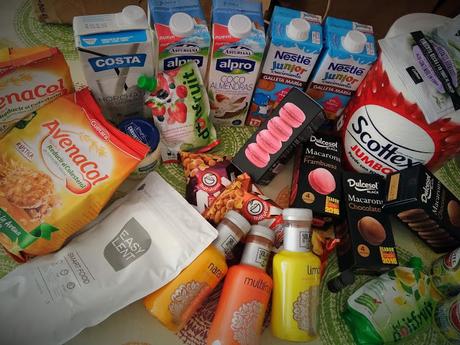 SMILEBOX JULIO. SMILEBOX JULIO.