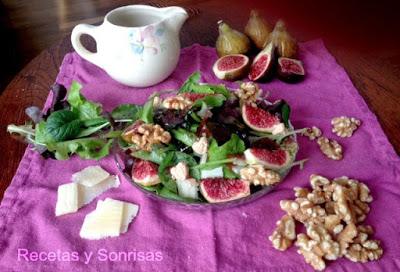 ENSALADA DE MANGO , RUCULA Y AGUACATE ENSALADA DE MANGO , RUCULA Y AGUACATE