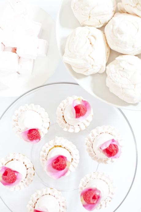 diy: un mural de flores para una fiesta veraniega diy: un mural de flores para una fiesta veraniega