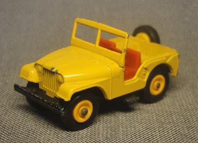 Jeep amarillo