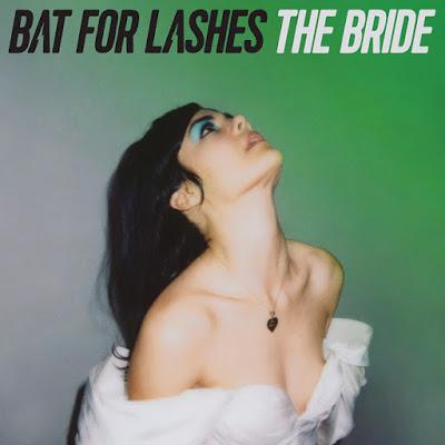 Bat For Lashes: Entre la belleza y la oscuridad