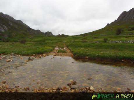 Cruzando arroyo