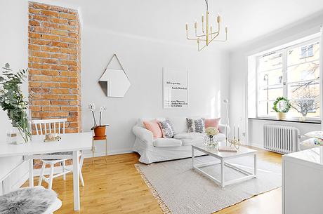 Un salón NÓRDICO-CLÁSICO RENOVADO con toques de rosa cuarzo! Un salón NÓRDICO-CLÁSICO RENOVADO con toques de rosa cuarzo!