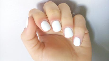 MANICURA VERANIEGA. Colaboración con NICOLE DIARY. MANICURA VERANIEGA. Colaboración con NICOLE DIARY.