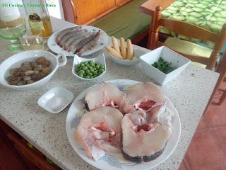 MERLUZA CON LANGOSTINOS A LA KOXKERA (A la Donostaria o a la Vasca) MERLUZA CON LANGOSTINOS A LA KOXKERA (A la Donostaria o a la Vasca)