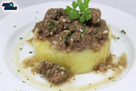 Carne guisada de mamá Carne guisada de mamá