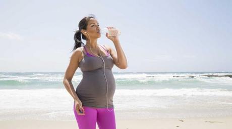 Consejos para pasar mejor el embarazo en verano