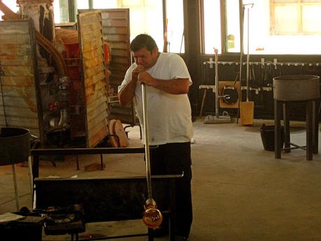 Elaboración artesanal de piezas de cristal Real Fábrica de Cristales de La Granja