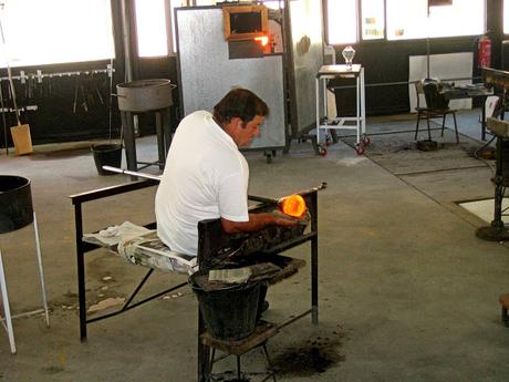 Elaboración artesanal de piezas de cristal Real Fábrica de Cristales de La Granja