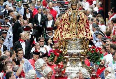 SAN FERMÍN: ¨ENCIERROS DE BARBARIE CONTRA ANIMALES Y ABUSO SEXUAL A MUJERES¨