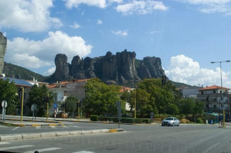 Meteora desde la ciudad de Kalampaka