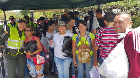 Gracias Policía de Cúcuta #Colombia Gracias Policía de Cúcuta #Colombia