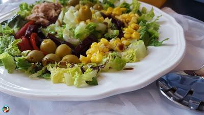 Ensalada mixta con atún Ensalada mixta con atún
