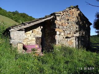 Xomezana Riba-La Forqueta'l L.lagüizu-La Foiz Pequeña-Puertos de Güeria-Valseco-Bovias