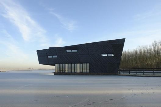 Centro Educativo Natural de Oostvaarders / Drost + van Veen architecten
