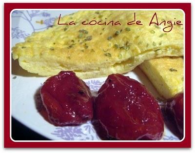 TORTILLA ESPONJOSA DE QUESO CON TOMATES PIOVÉ TORTILLA ESPONJOSA DE QUESO CON TOMATES PIOVÉ