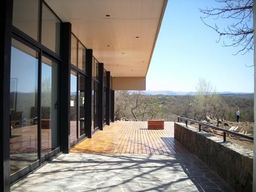 Casa en Valle Sereno / Paco Almada Casa en Valle Sereno / Paco Almada