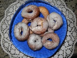 ROSQUILLAS DE MAGDALENA ROSQUILLAS DE MAGDALENA