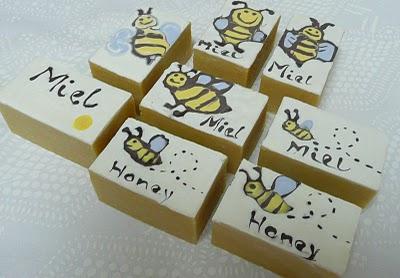 JABÓN DE MIEL Y CACAO - Curso en Madrid JABÓN DE MIEL Y CACAO - Curso en Madrid