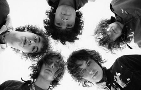 strokes_bw-450x289 The Strokes desvelan el nombre de su próximo disco