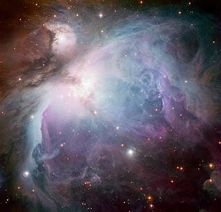 Imagen de la Nebulosa de Orión. Es una composición de varias exposiciones tomadas a través de un total de cinco filtros diferentes
