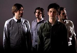 Disappears Disappears: turbios laberintos