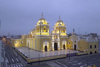 BENDICIÓN DE LAS OBRAS DE REMODELACION DE LA CATEDRAL DE TRUJILLO BENDICIÓN DE LAS OBRAS DE REMODELACION DE LA CATEDRAL DE TRUJILLO