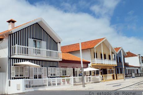 Costa Nova: coloridas casas de pescadores.