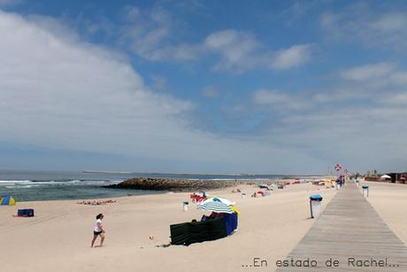 Costa Nova: coloridas casas de pescadores.