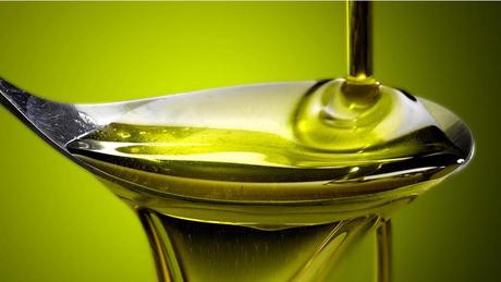 Los beneficios de tomar aceite de oliva
