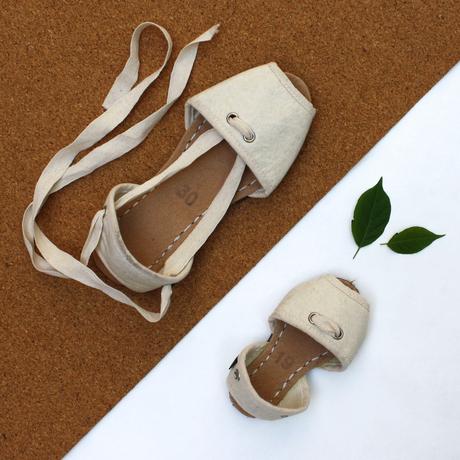 Caretes, una evolución de las espardenyas valencianas Caretes, una evolución de las espardenyas valencianas